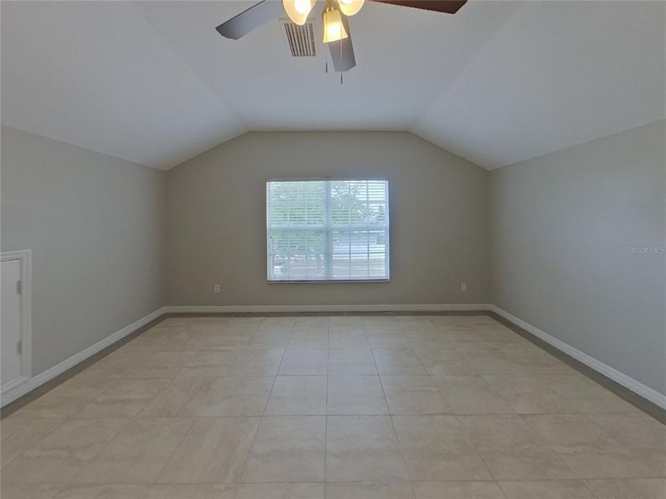 For Rent: $2,319 (3 beds, 2 baths, 2540 Square Feet)