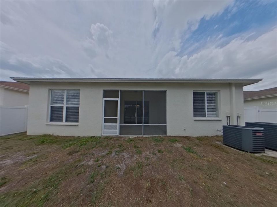 For Rent: $2,319 (3 beds, 2 baths, 2540 Square Feet)