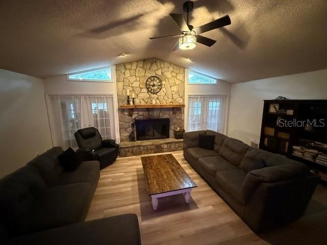 For Sale: $639,000 (4 beds, 2 baths, 2347 Square Feet)