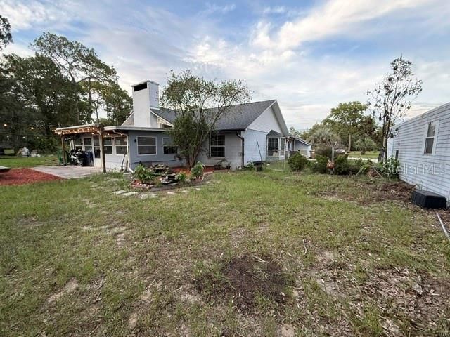 En Venta: $620,000 (4 camas, 2 baños, 2347 Pies cuadrados)