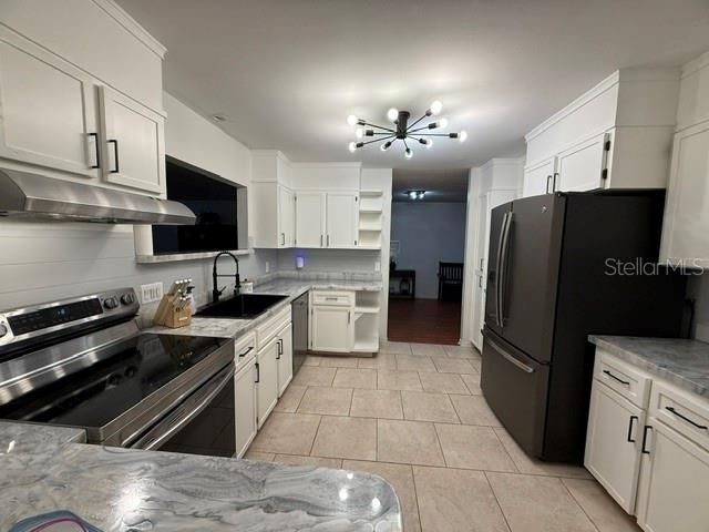 For Sale: $639,000 (4 beds, 2 baths, 2347 Square Feet)
