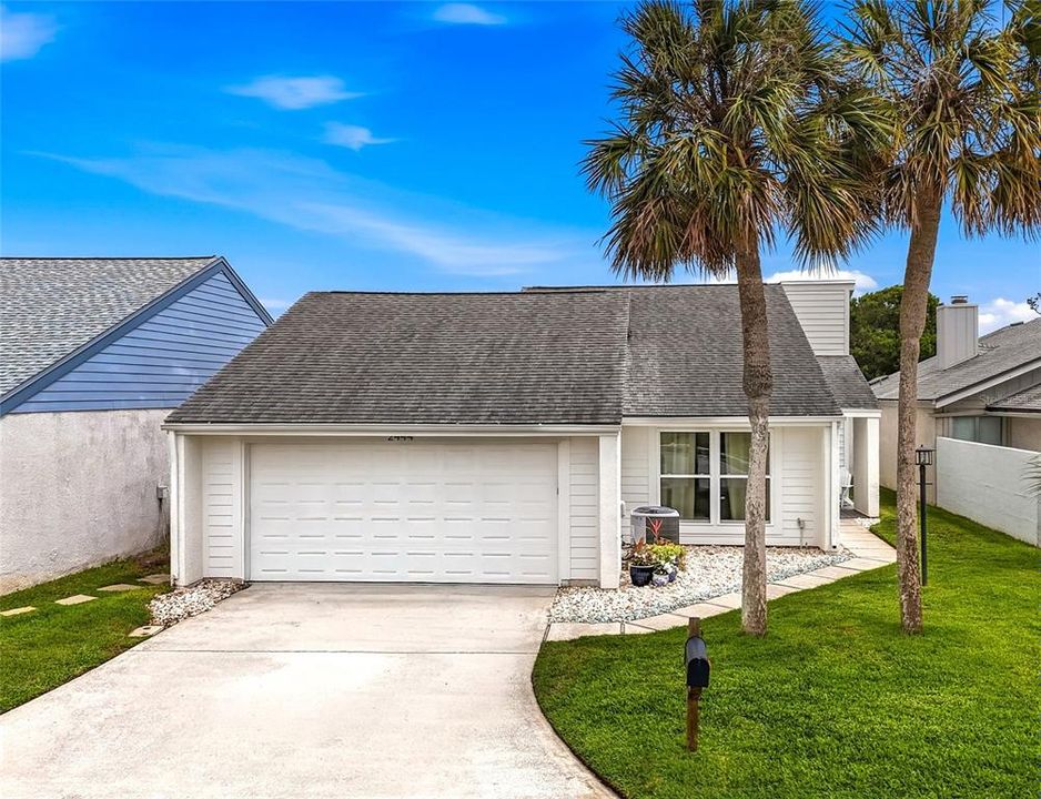 Recently Sold: $699,000 (3 beds, 2 baths, 1860 Square Feet)