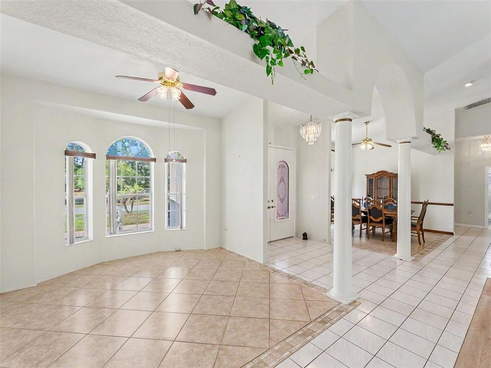 Active With Contract: $489,000 (3 beds, 3 baths, 2543 Square Feet)