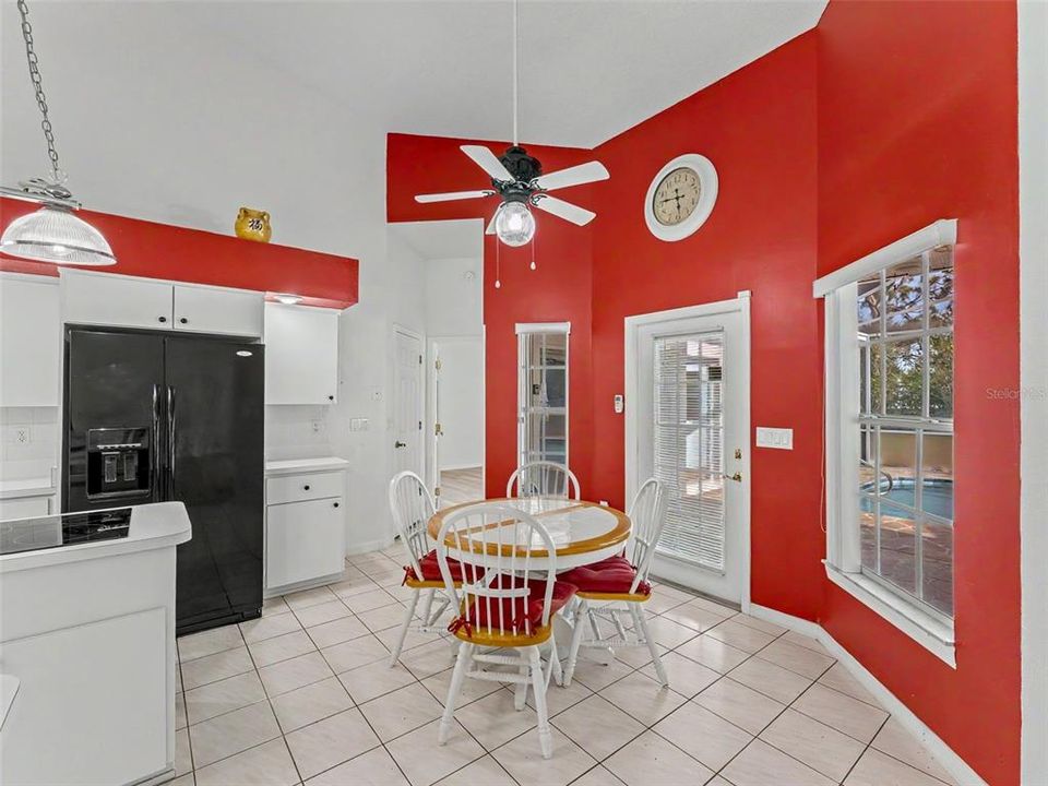 Active With Contract: $489,000 (3 beds, 3 baths, 2543 Square Feet)