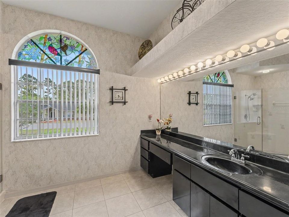 Active With Contract: $489,000 (3 beds, 3 baths, 2543 Square Feet)