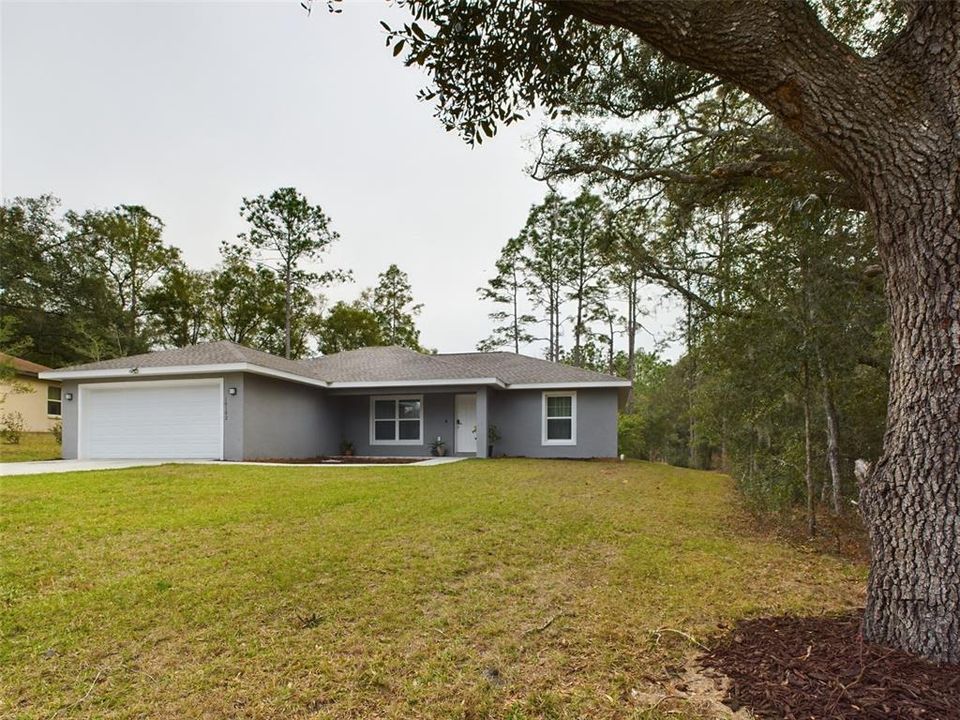 For Rent: $1,800 (3 beds, 2 baths, 1553 Square Feet)