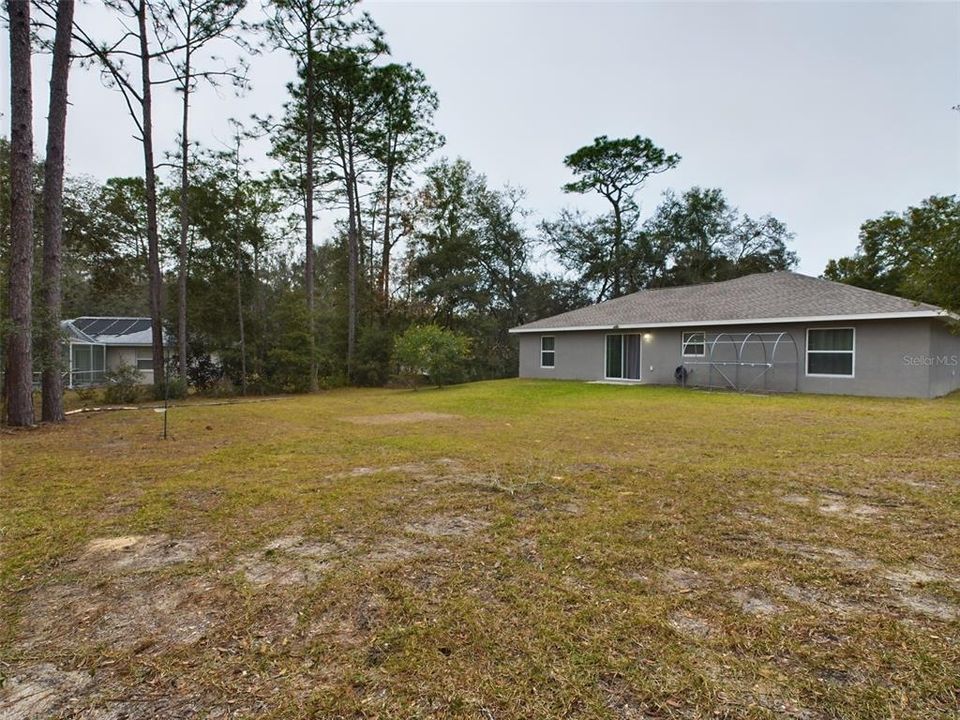 For Rent: $1,800 (3 beds, 2 baths, 1553 Square Feet)