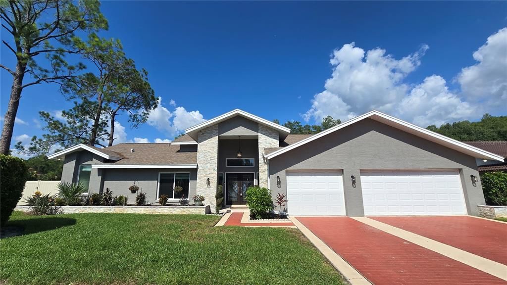 For Sale: $869,000 (5 beds, 3 baths, 3287 Square Feet)