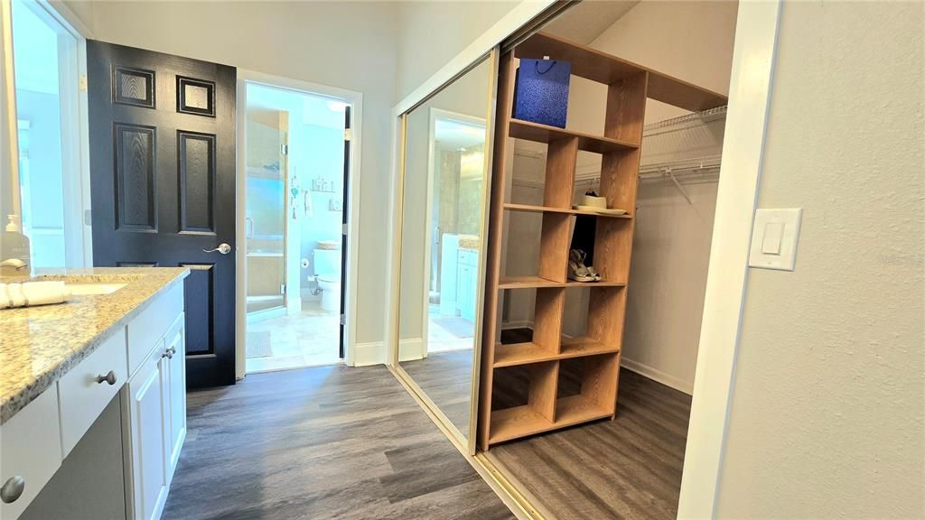 For Sale: $869,000 (5 beds, 3 baths, 3287 Square Feet)