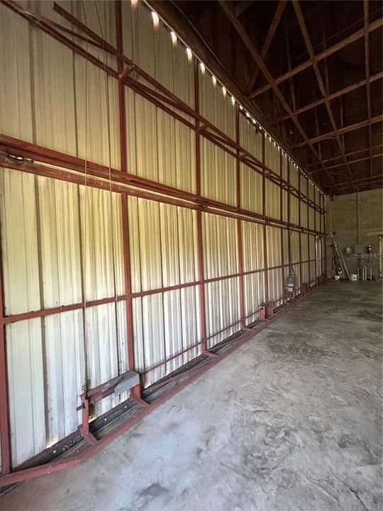 Activo con contrato: $725,000 (4 camas, 3 baños, 2459 Pies cuadrados)