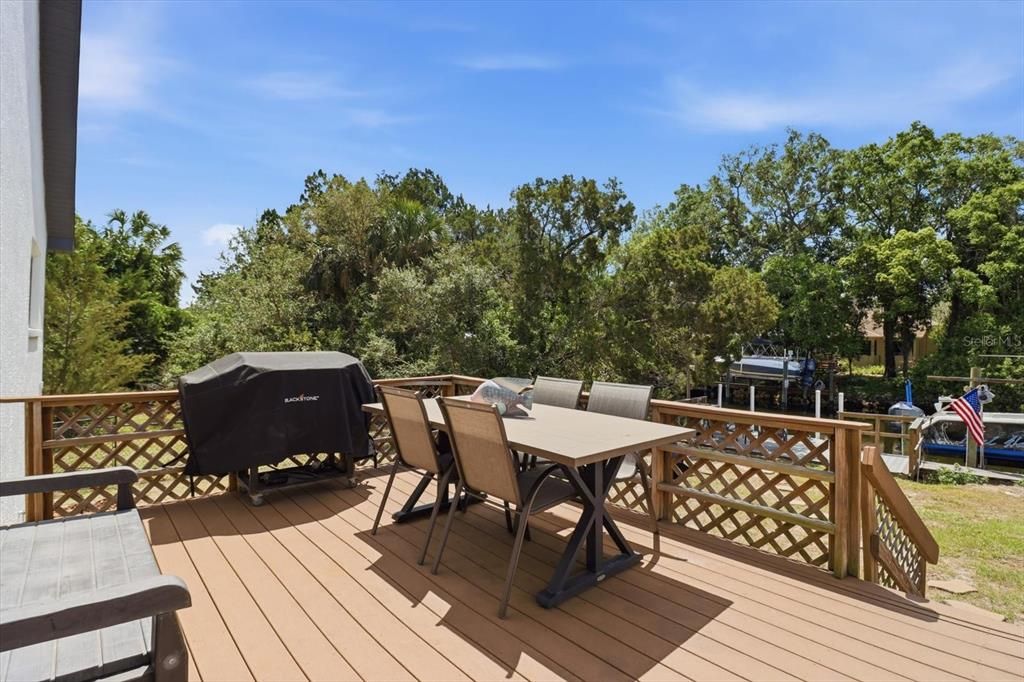 For Sale: $799,000 (3 beds, 2 baths, 2542 Square Feet)