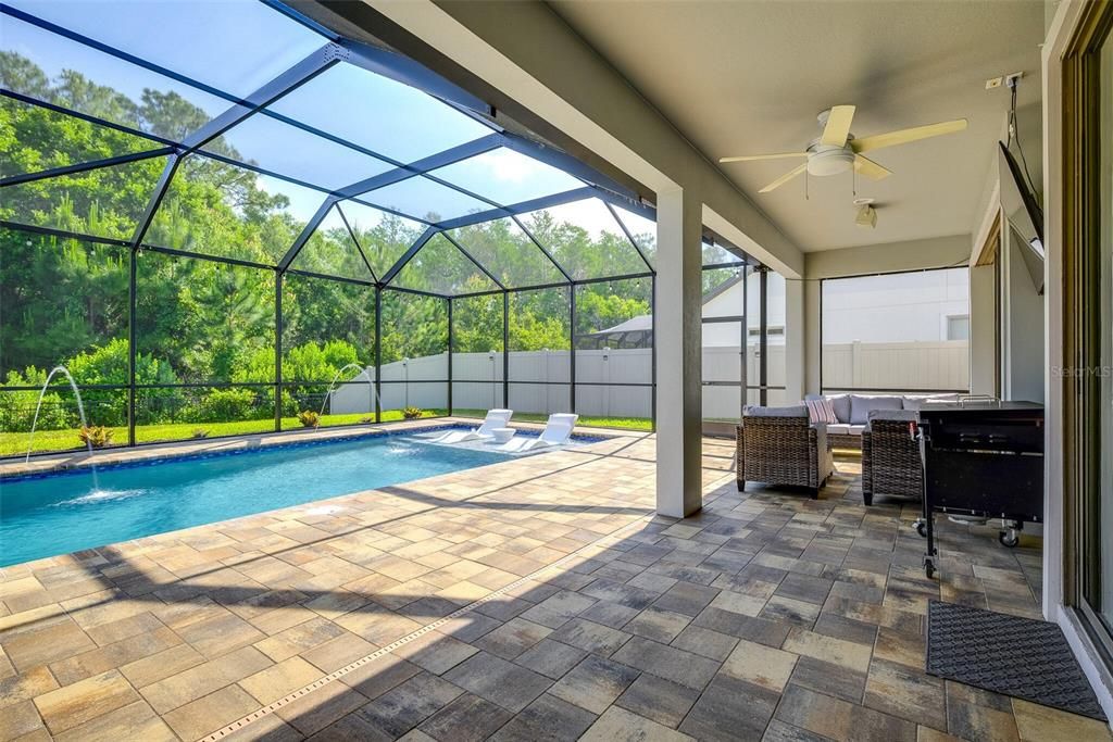 En Venta: $969,995 (5 camas, 4 baños, 3362 Pies cuadrados)