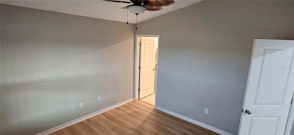 For Rent: $1,925 (3 beds, 2 baths, 1337 Square Feet)
