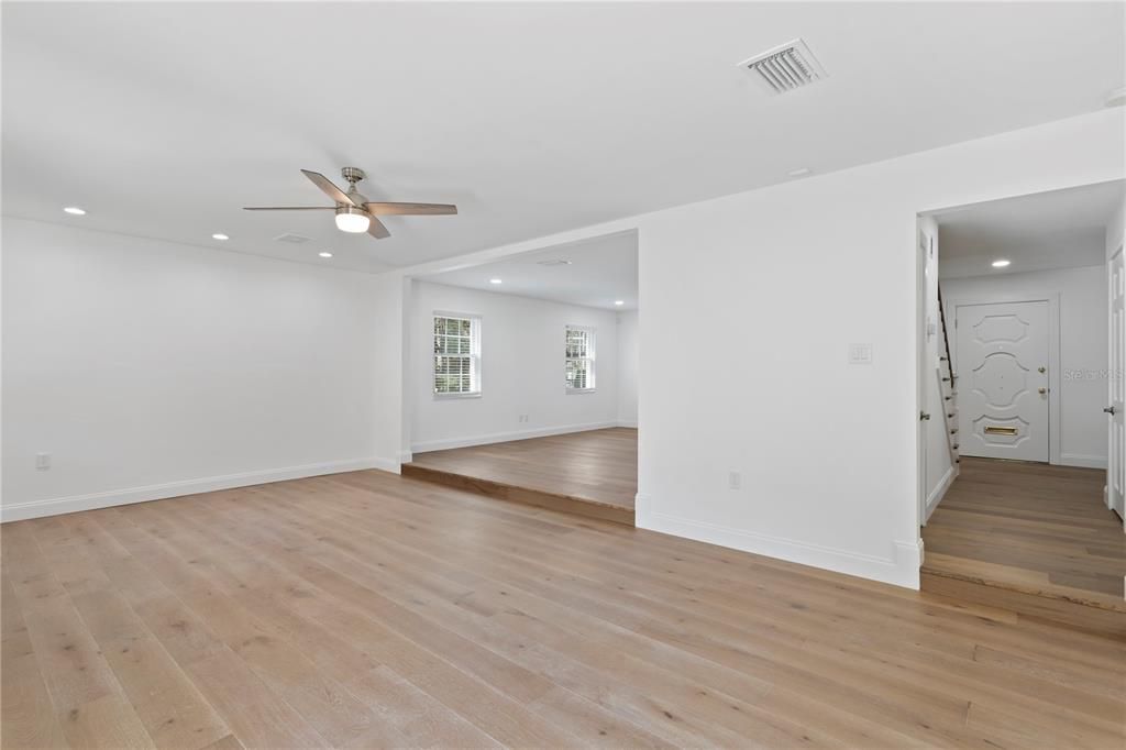 В аренду: $8,500 (4 спален, 2 ванн, 2772 Квадратных фут)