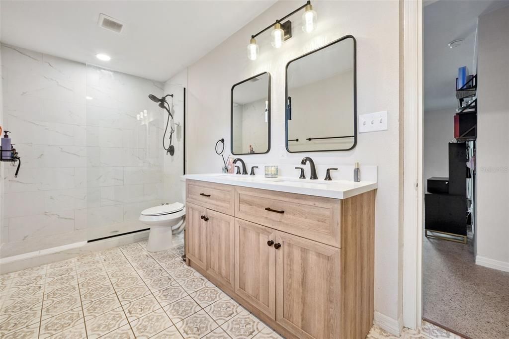 En Venta: $549,990 (4 camas, 2 baños, 1531 Pies cuadrados)