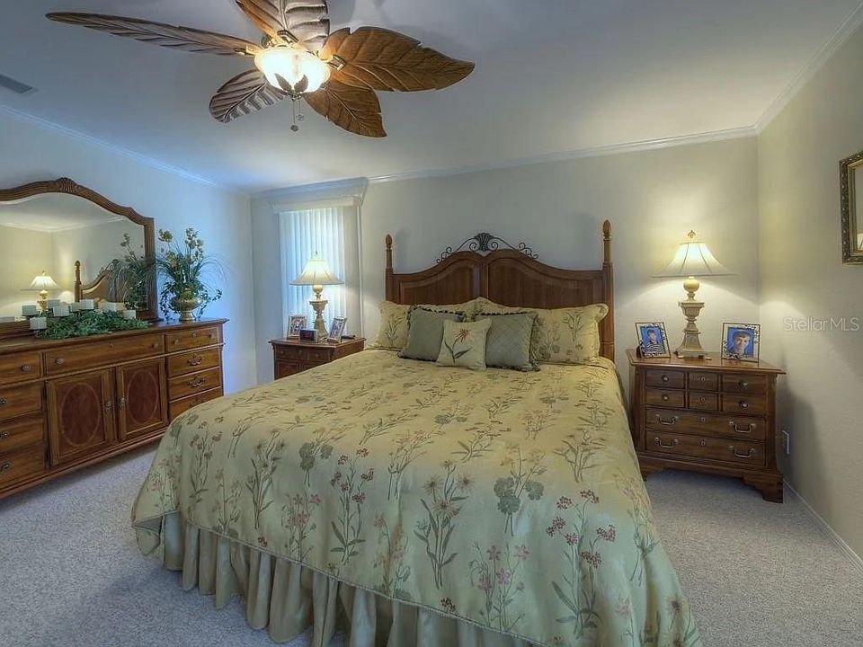 En Venta: $459,000 (3 camas, 2 baños, 1400 Pies cuadrados)