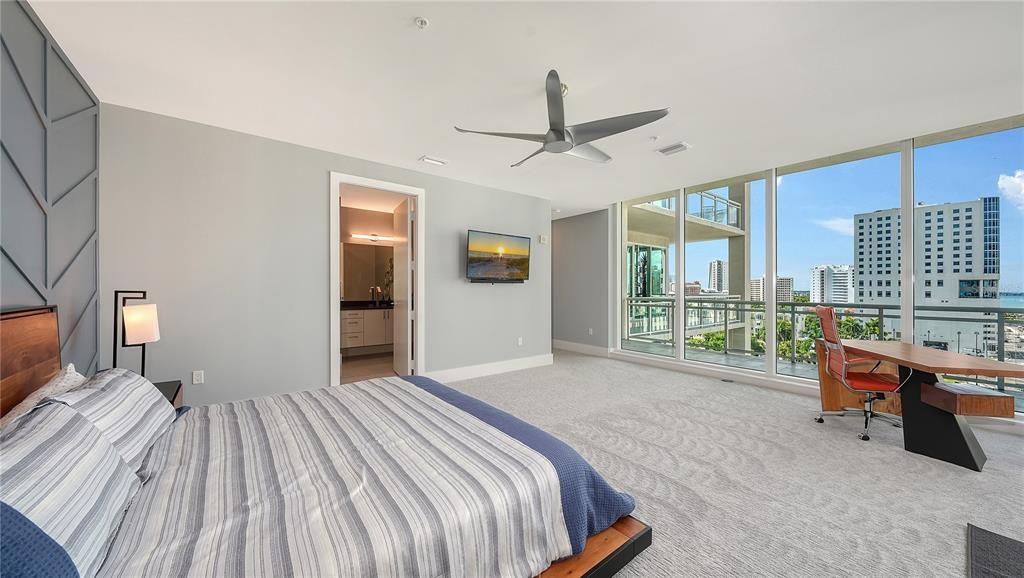 For Sale: $2,900,000 (3 beds, 4 baths, 3676 Square Feet)