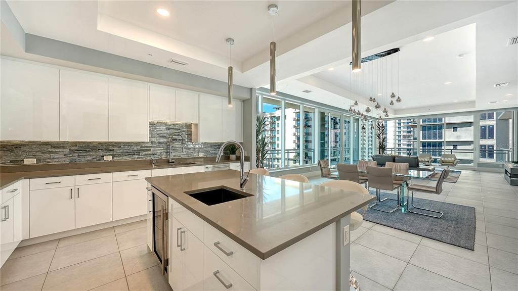 For Sale: $2,900,000 (3 beds, 4 baths, 3676 Square Feet)