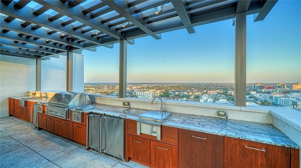 For Sale: $2,900,000 (3 beds, 4 baths, 3676 Square Feet)