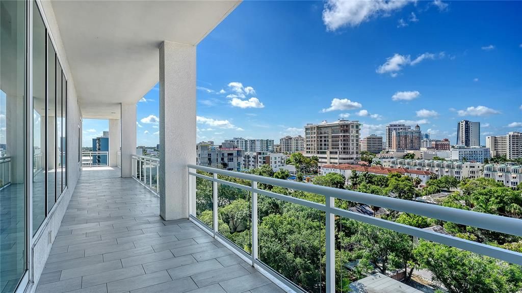 For Sale: $2,900,000 (3 beds, 4 baths, 3676 Square Feet)