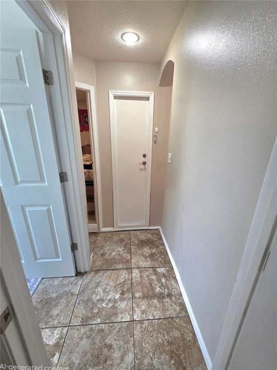 Activo con contrato: $480,000 (4 camas, 2 baños, 2080 Pies cuadrados)