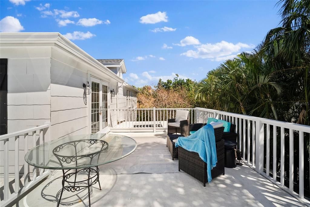 Activo con contrato: $1,349,000 (4 camas, 4 baños, 4004 Pies cuadrados)