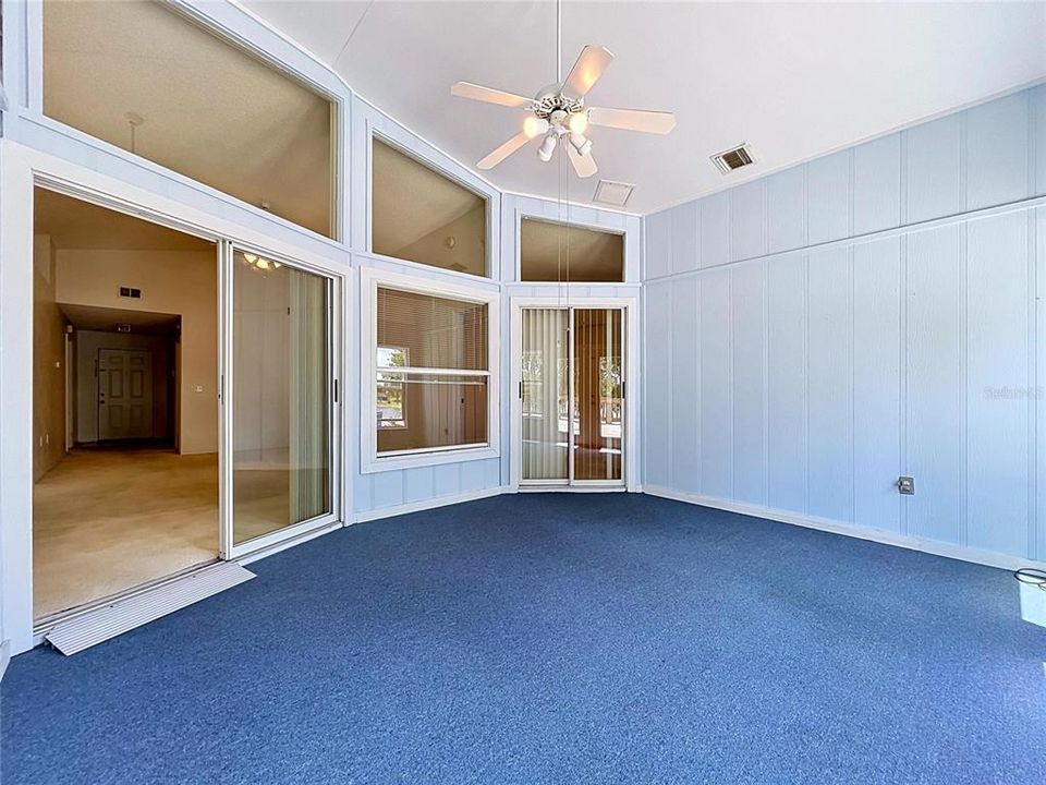Activo con contrato: $329,000 (4 camas, 3 baños, 2124 Pies cuadrados)