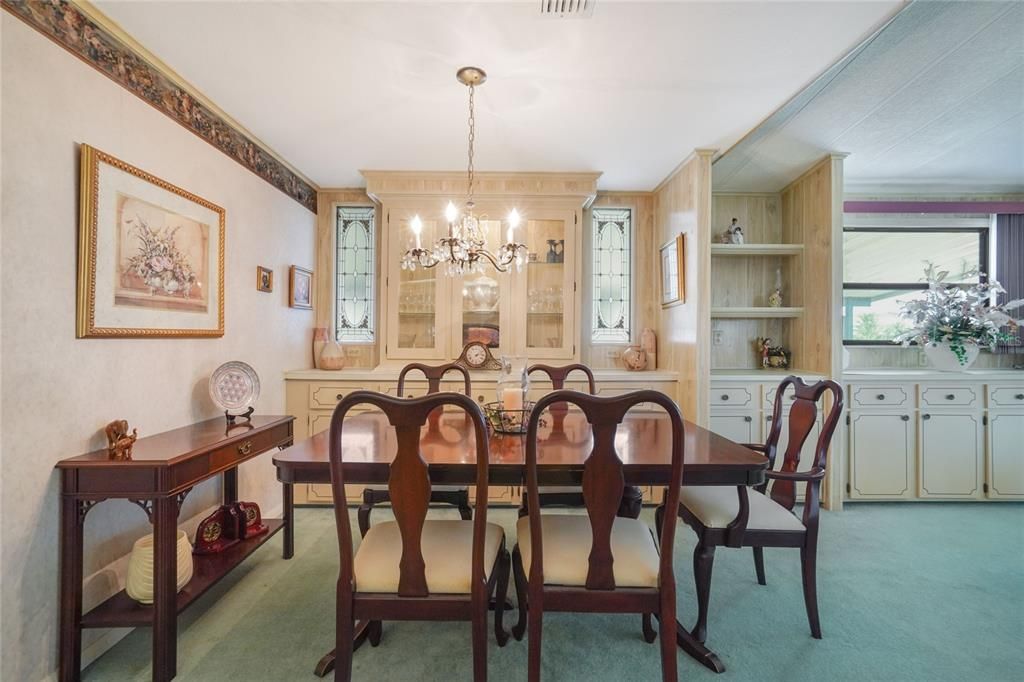 Active With Contract: $134,500 (2 beds, 2 baths, 1482 Square Feet)