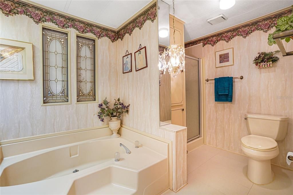 Active With Contract: $134,500 (2 beds, 2 baths, 1482 Square Feet)