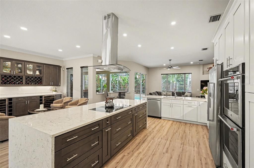 For Sale: $950,000 (4 beds, 3 baths, 2476 Square Feet)