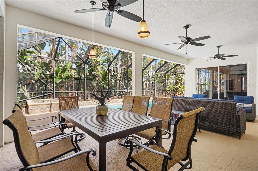 For Sale: $950,000 (4 beds, 3 baths, 2476 Square Feet)