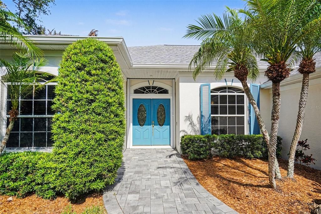 For Sale: $950,000 (4 beds, 3 baths, 2476 Square Feet)