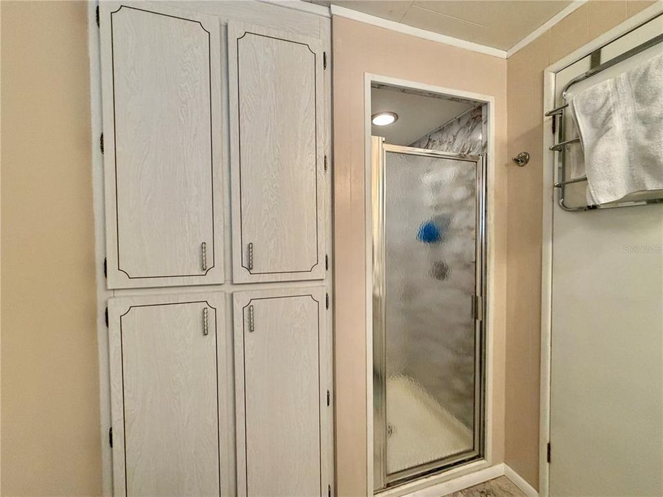 На продажу: $119,000 (2 спален, 2 ванн, 1104 Квадратных фут)