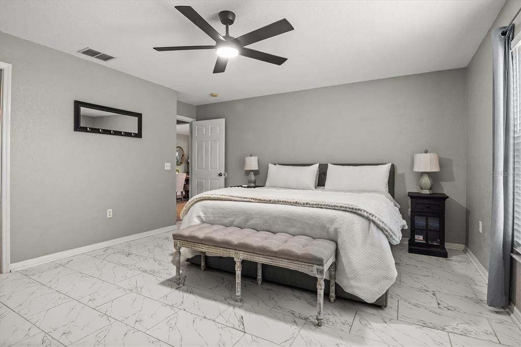 En Venta: $352,900 (3 camas, 2 baños, 1800 Pies cuadrados)