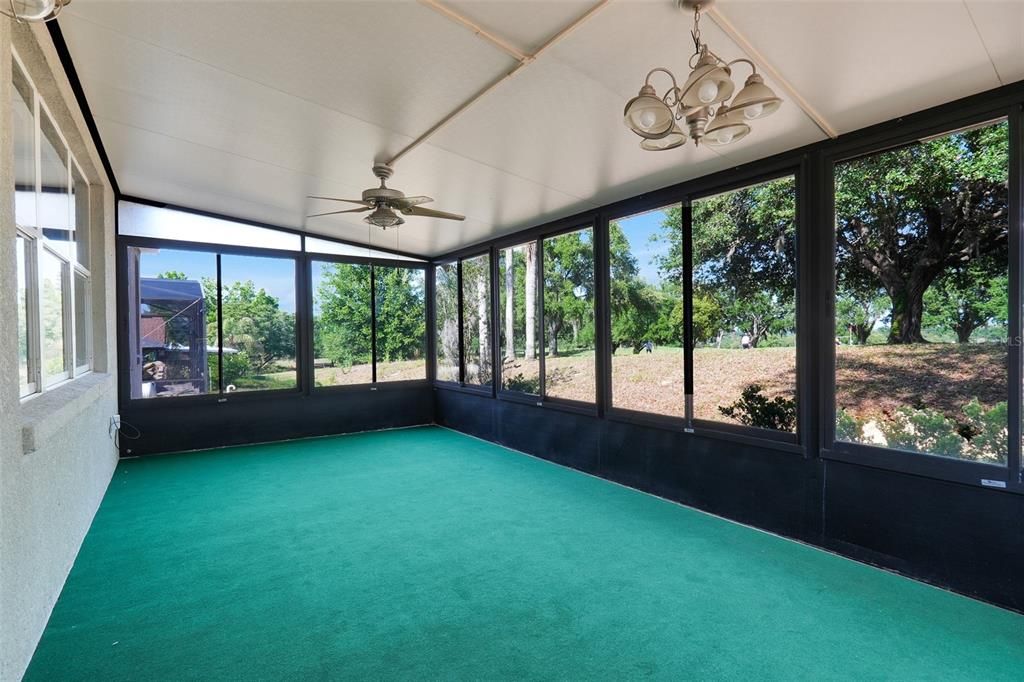 For Sale: $364,990 (4 beds, 2 baths, 1960 Square Feet)