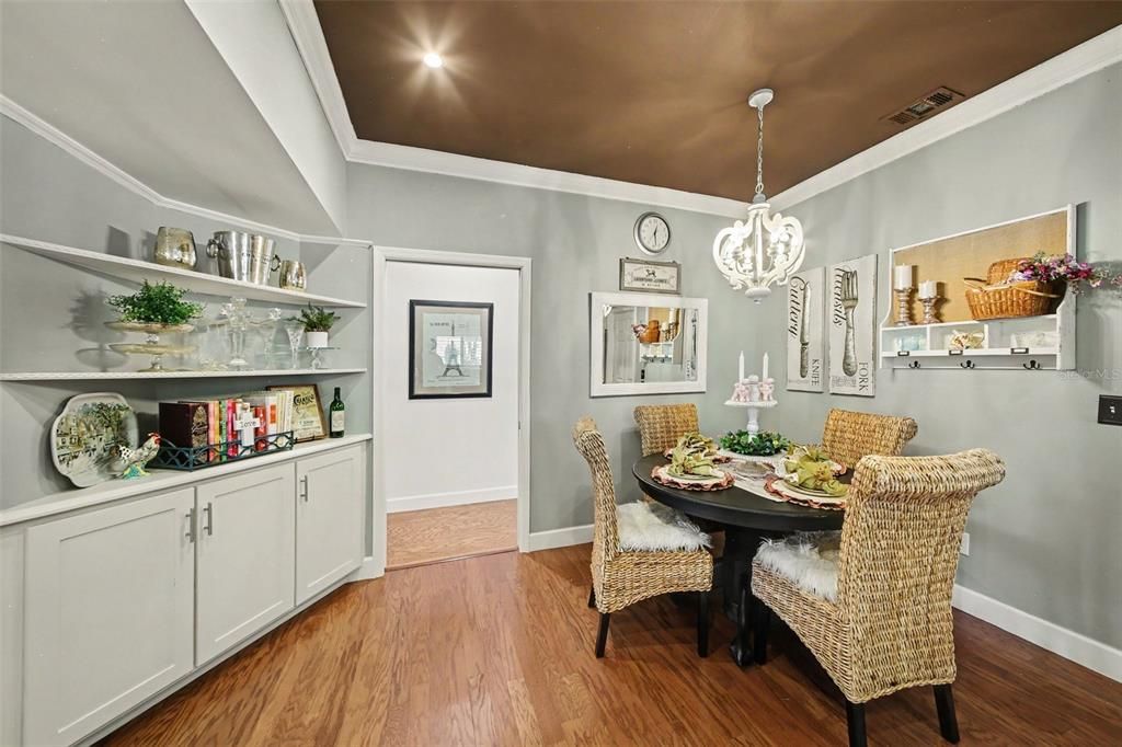 For Sale: $552,500 (3 beds, 2 baths, 2716 Square Feet)