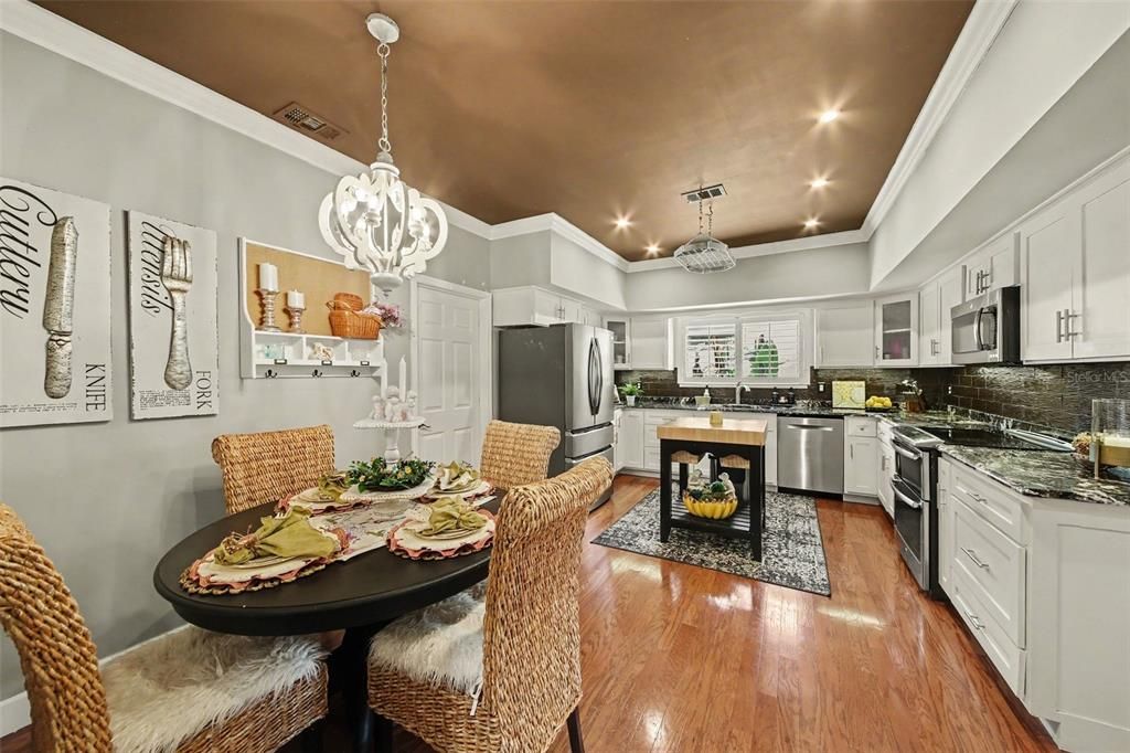 For Sale: $552,500 (3 beds, 2 baths, 2716 Square Feet)
