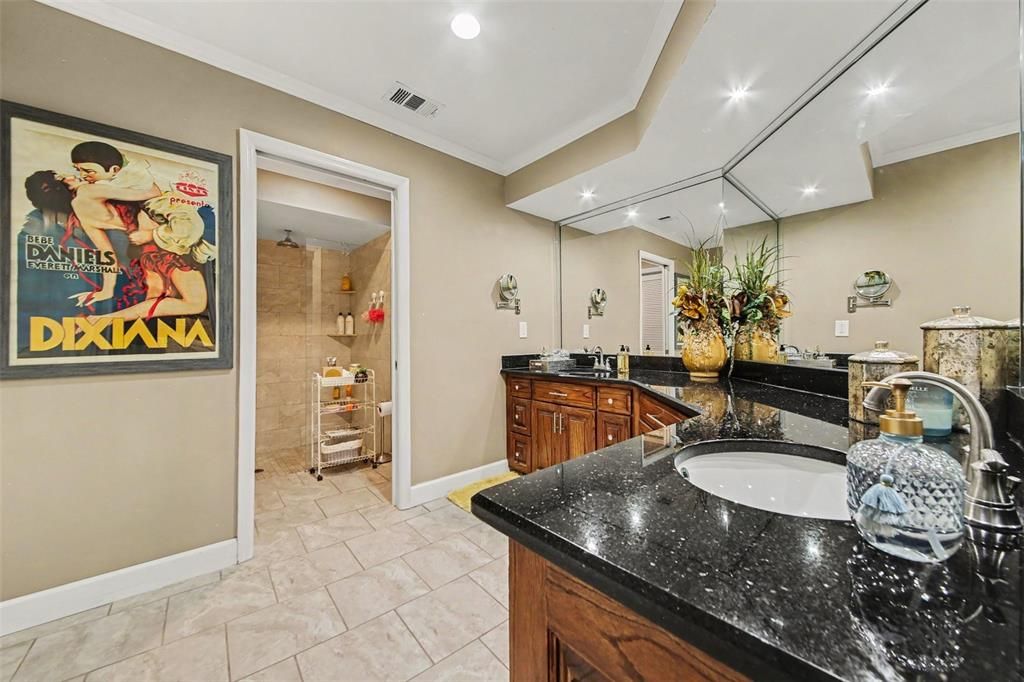 For Sale: $552,500 (3 beds, 2 baths, 2716 Square Feet)