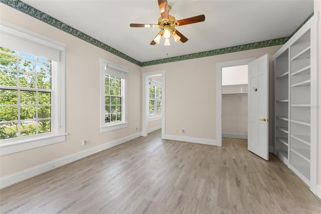 For Sale: $1,949,000 (5 beds, 4 baths, 4730 Square Feet)