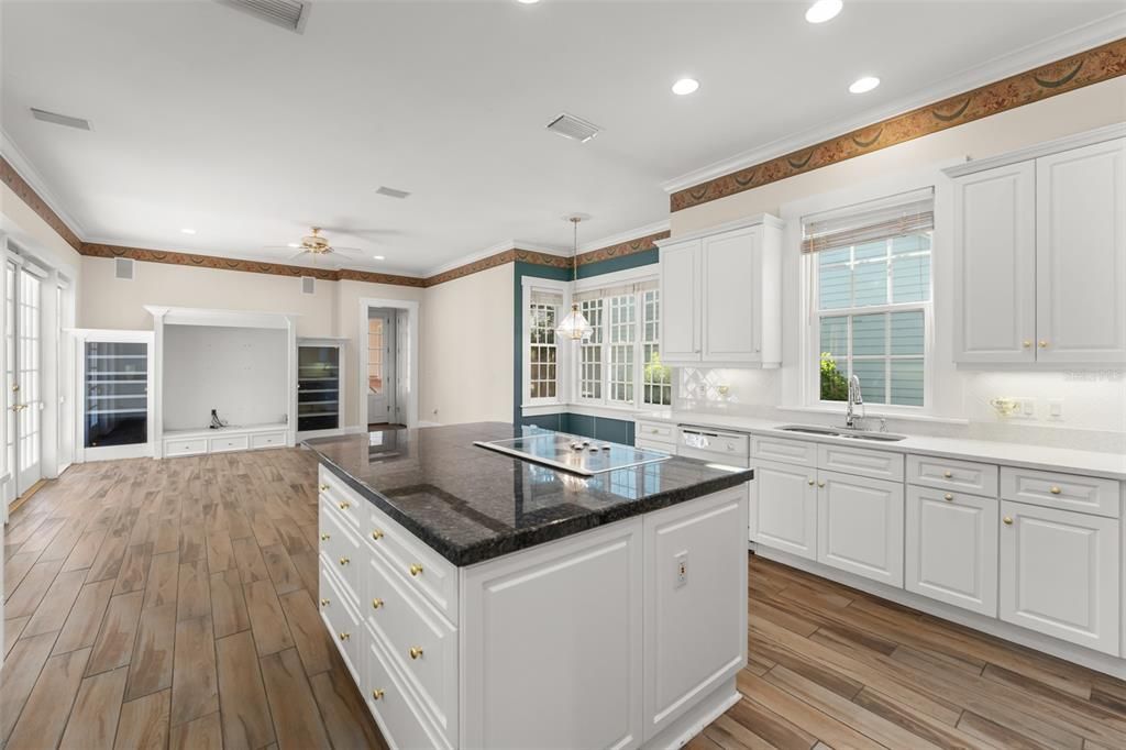 For Sale: $1,949,000 (5 beds, 4 baths, 4730 Square Feet)
