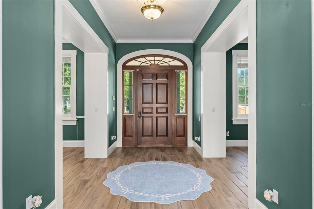 For Sale: $1,949,000 (5 beds, 4 baths, 4730 Square Feet)