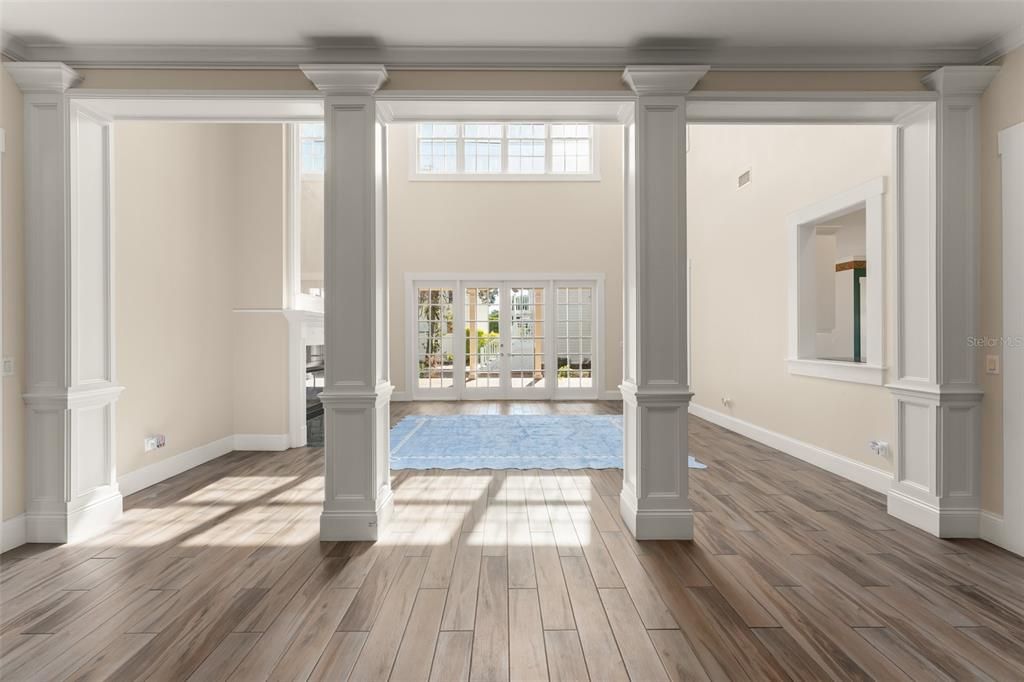 For Sale: $1,949,000 (5 beds, 4 baths, 4730 Square Feet)