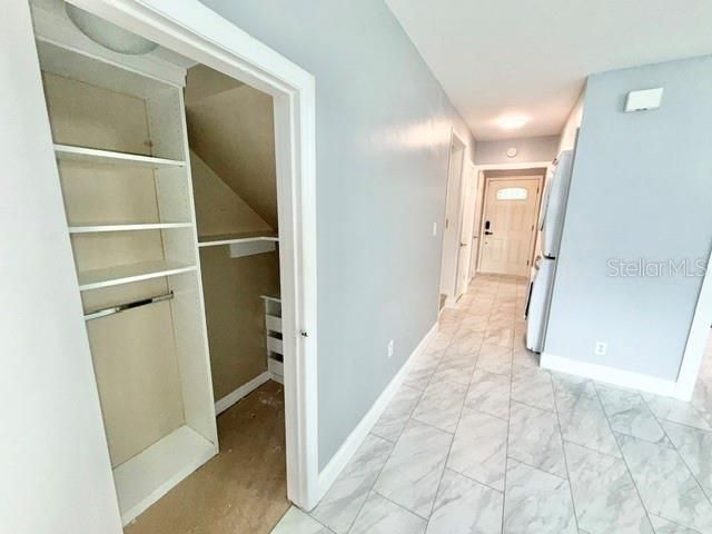 В аренду: $1,695 (2 спален, 2 ванн, 1073 Квадратных фут)