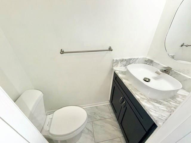 В аренду: $1,695 (2 спален, 2 ванн, 1073 Квадратных фут)
