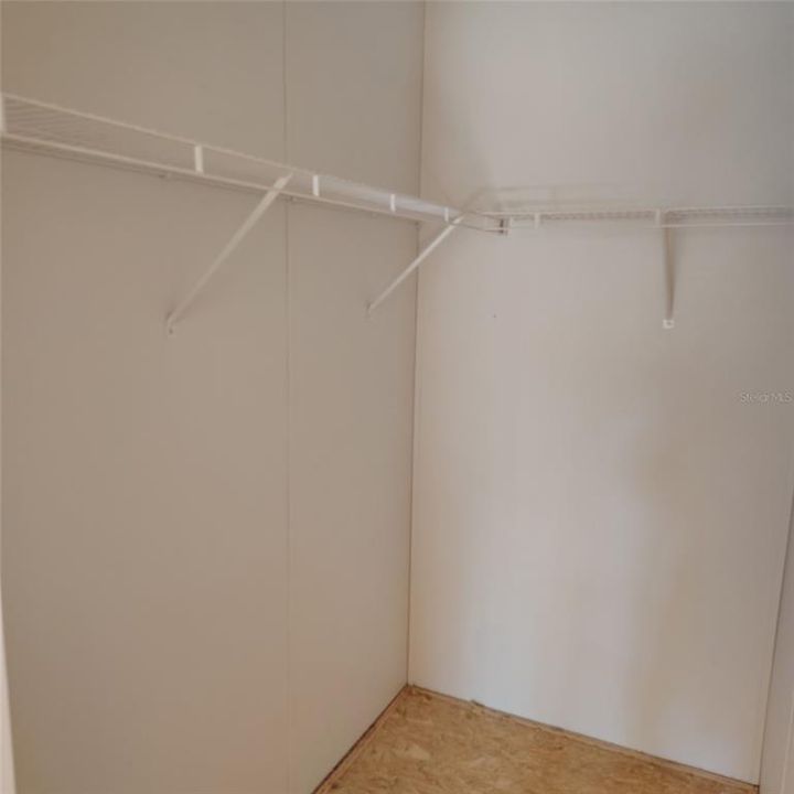 На продажу: $209,000 (3 спален, 2 ванн, 1404 Квадратных фут)