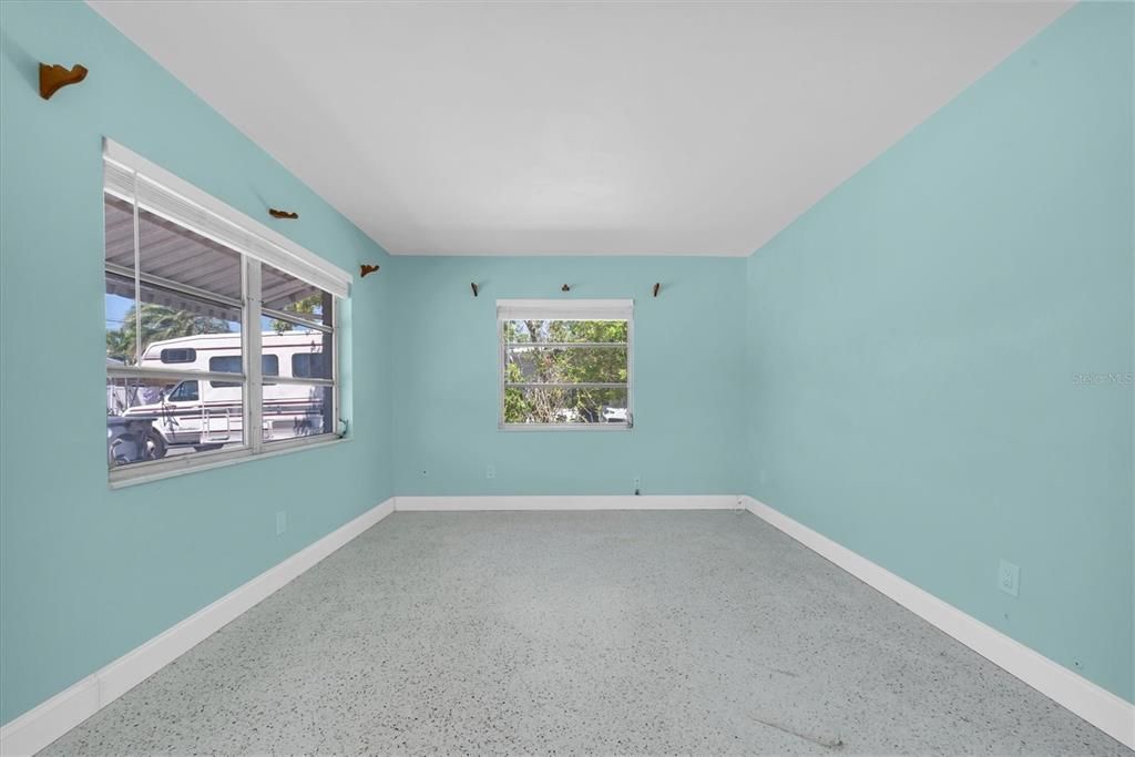 For Rent: $1,500 (1 beds, 1 baths, 600 Square Feet)