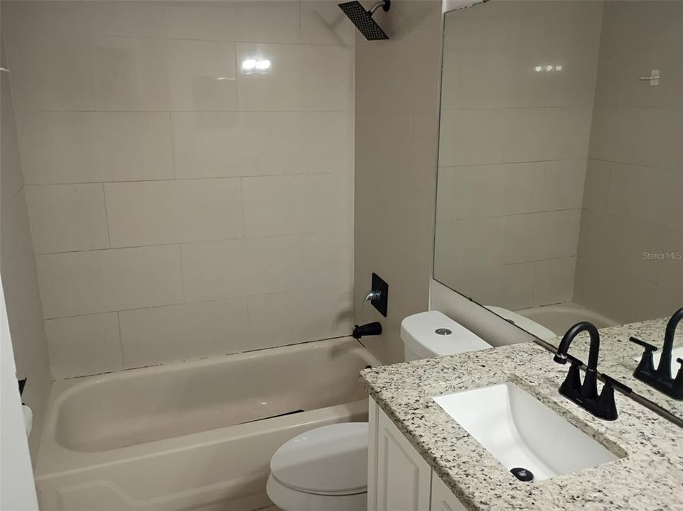 En Venta: $383,000 (4 camas, 2 baños, 2036 Pies cuadrados)