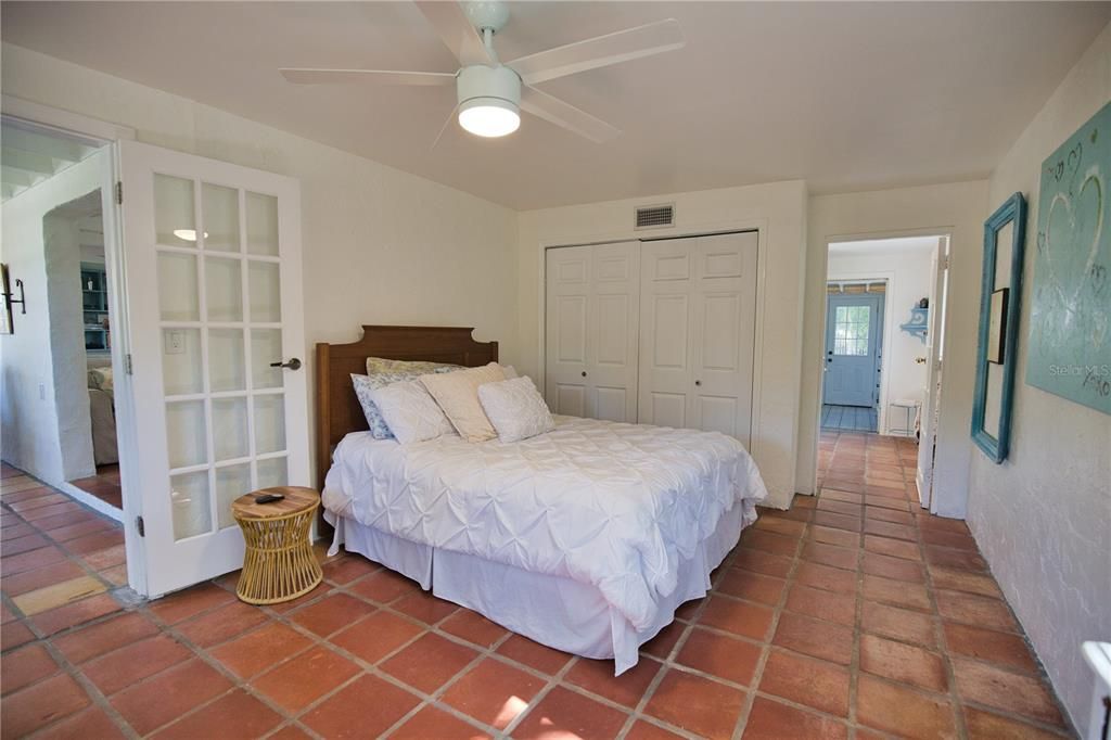 For Rent: $3,500 (3 beds, 2 baths, 1421 Square Feet)