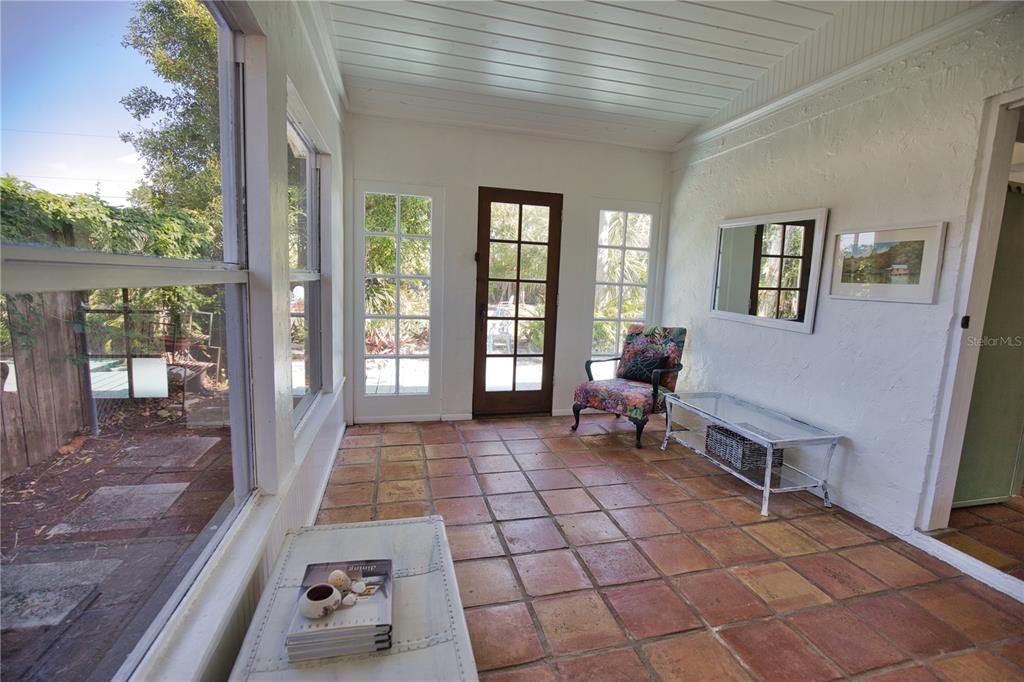 For Rent: $3,500 (3 beds, 2 baths, 1421 Square Feet)