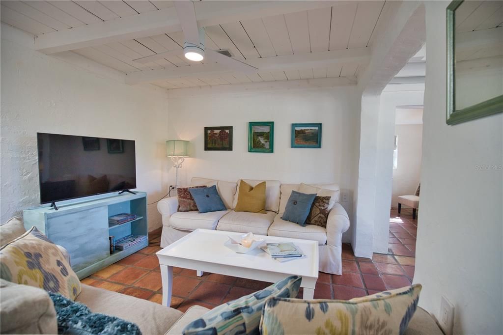 For Rent: $3,500 (3 beds, 2 baths, 1421 Square Feet)